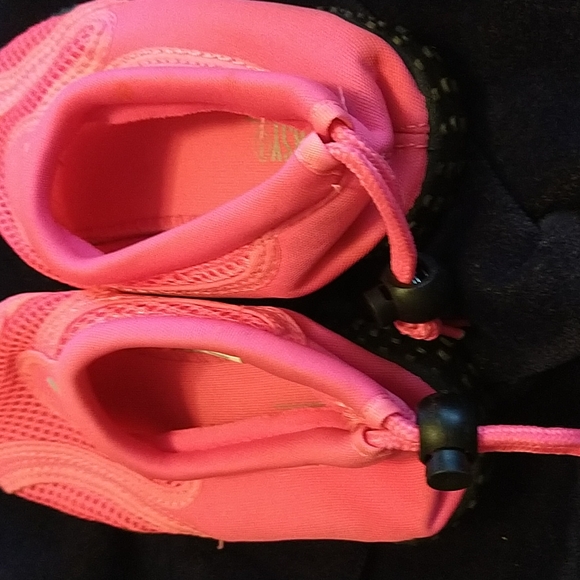 Youth water shoes - Picture 3 of 4